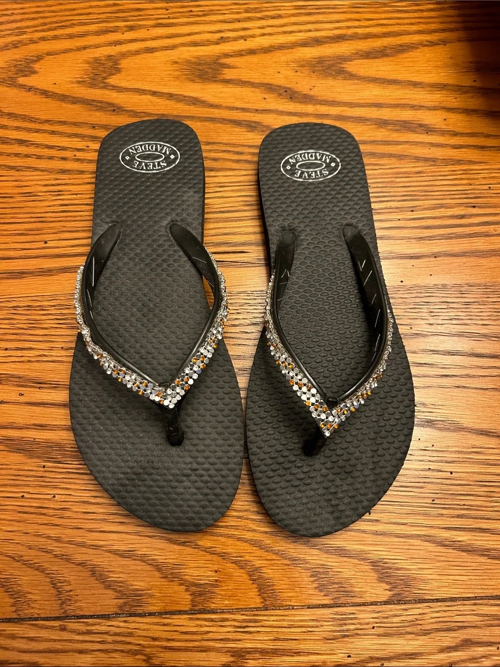 Steve Madden Black Crystal-Embellished Flip Sandals